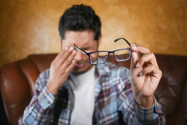 Read more about the article Sudden Blurred Vision: Causes and When to Worry